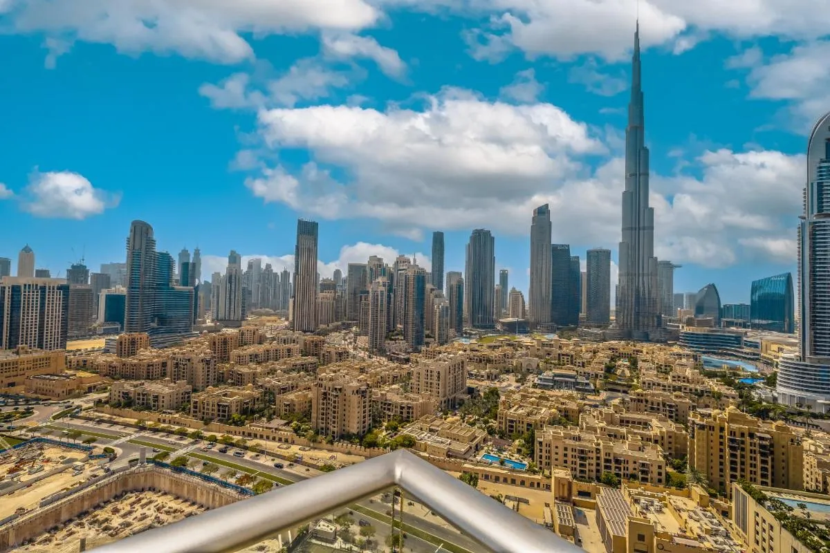 Upgraded Apartment with Stunning Burj Khalifa View - 2