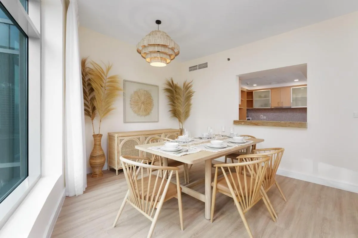 Vibrant Dubai Marina Living by Suiteable - 3