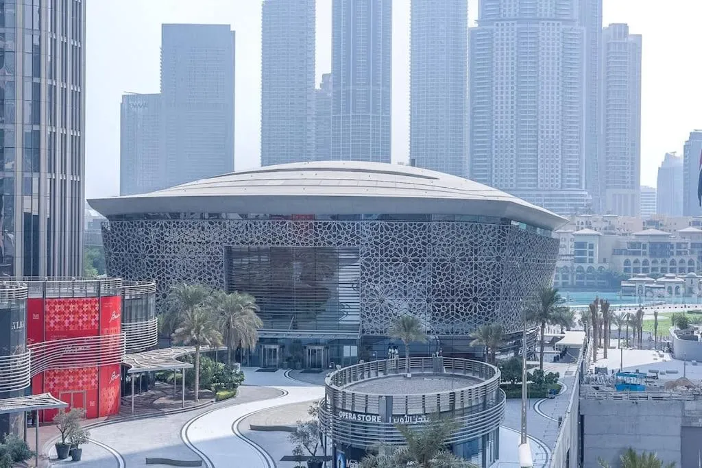 Vogue Downtown Forte Opera District by Emaar - 3