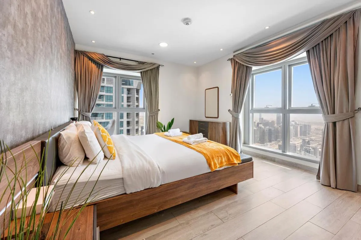 76th floor- 2 BR apartment Princess Tower PalmView - 2