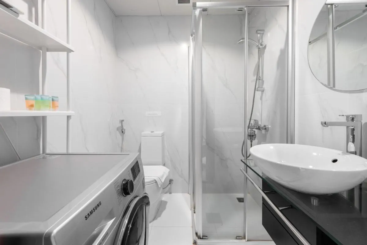 76th floor- 2 BR apartment Princess Tower PalmView - 3