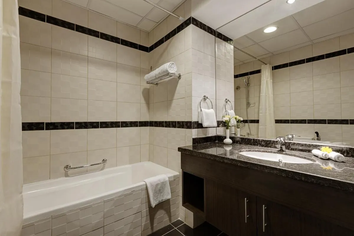 Abidos Hotel Apartment Dubai Land - 3