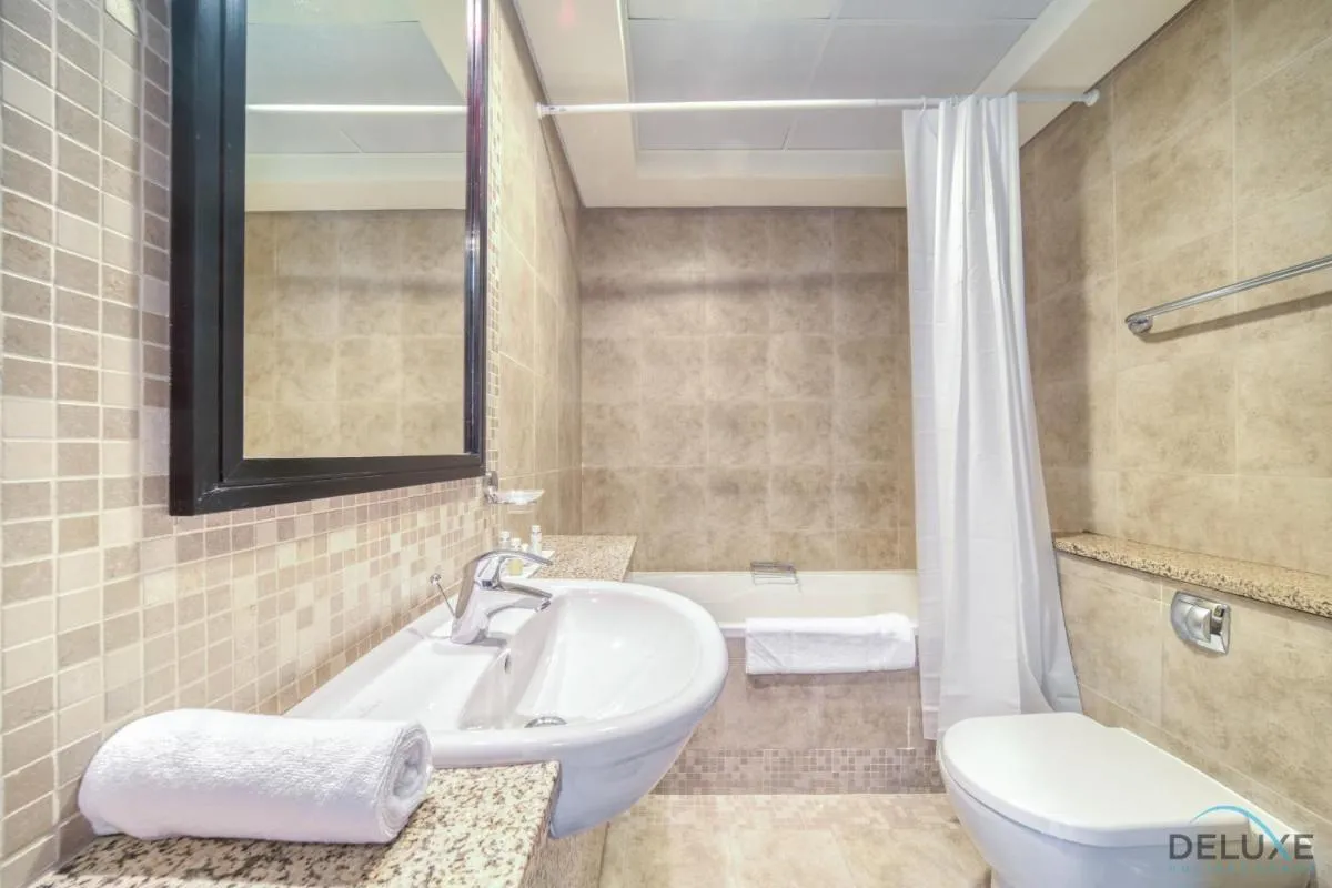 Amazing 2BR at Sky Gardens DIFC by Deluxe Holiday Homes - 3