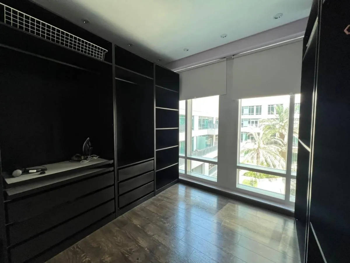 BEAUTIFUL AND COZY 2 BR APARTMENT IN THE HEART OF DOWNTOWN - 2