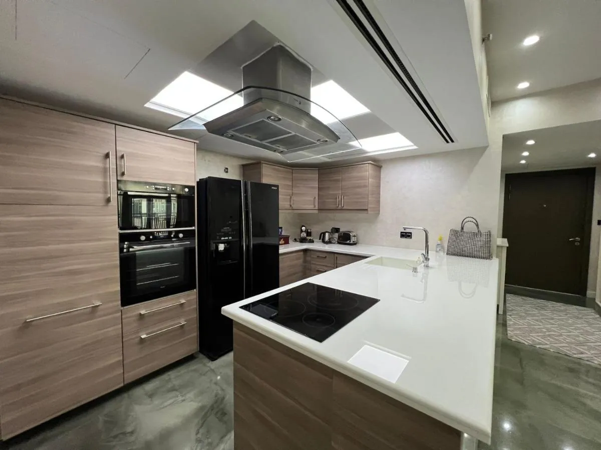 BEAUTIFUL AND COZY 2 BR APARTMENT IN THE HEART OF DOWNTOWN - 3