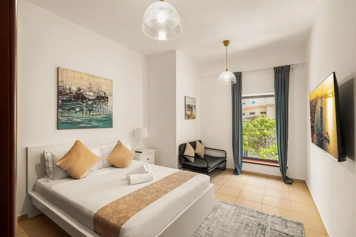 Beautiful 2BR & 4BR Apartments on JBR Beach, Walking Distance to Bluewaters Island – By Sunkissed Holiday Homes - 3