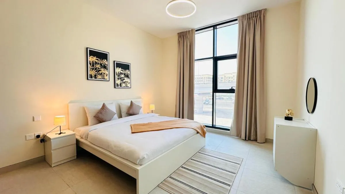 Belvilla Luxe at Concord tower with Pool & Gym near JLT - 3