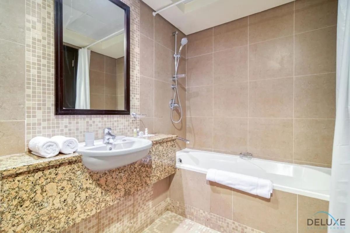Breathtaking 2BR at Sky Gardens DIFC by Deluxe Holiday Homes - 3