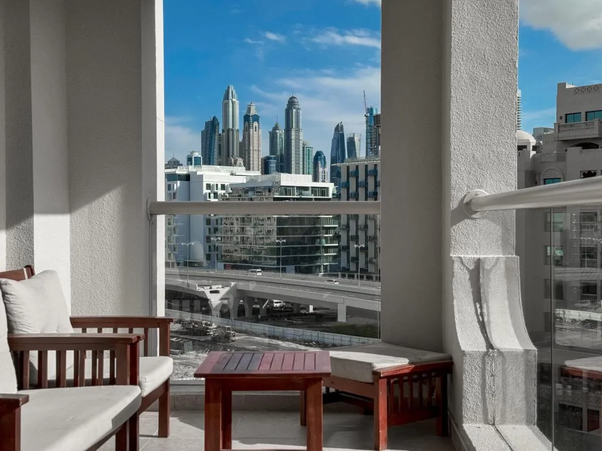 Bright 2BR Apartment with Garden View – Palm Jumeirah - 3