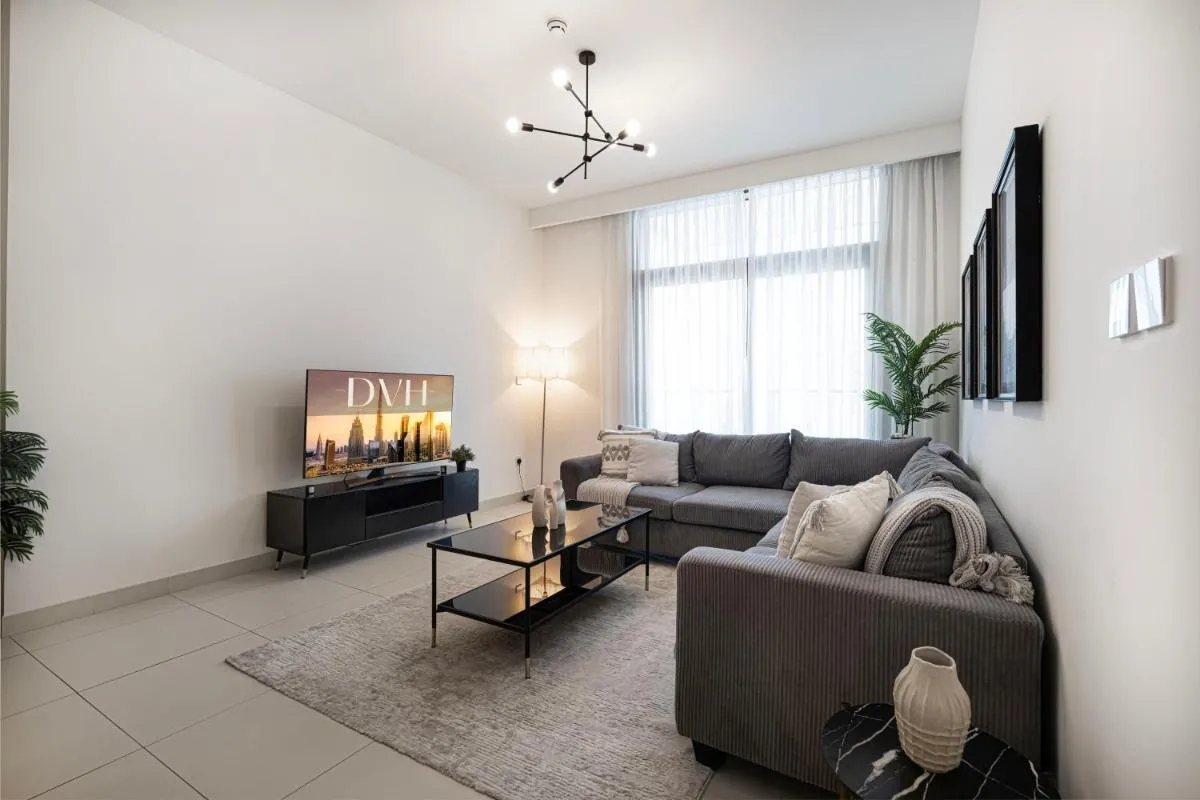 Burj Crown Luxury 4 Bedroom, Balcony Views, 5 min to Burj Khalifa - 3
