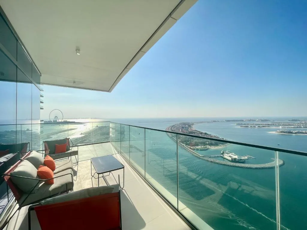 Dar Vacation – Magnificent Palm and Marina View Brown 3BDR Apartment
