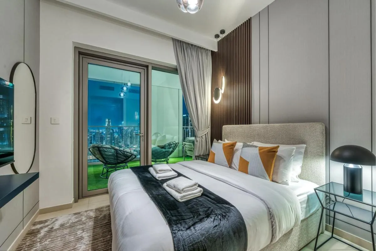 Dubai Mall Connection – Burj Views – Turf Balcony - 2