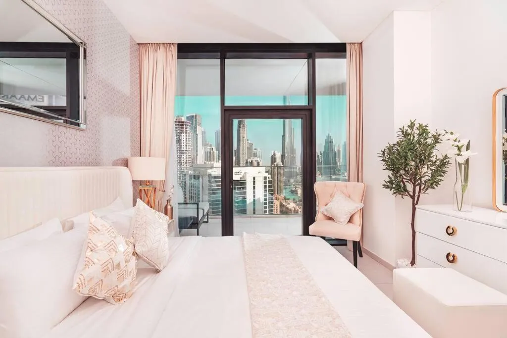 Elite Royal Apartment – Sky Series – Panoramic Burj Khalifa, Skyline & Fountain View – Admiral - 3