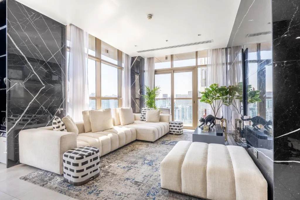 Exclusive Marina Stay – Posh 3BR with Stunning Views