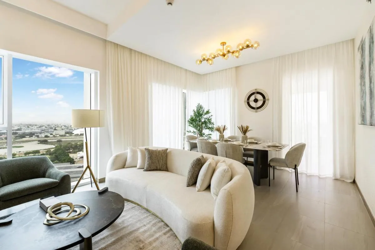 FAM Living – 3 bedroom and Maids Room Retreat Overlooking Dubai Canal - 3