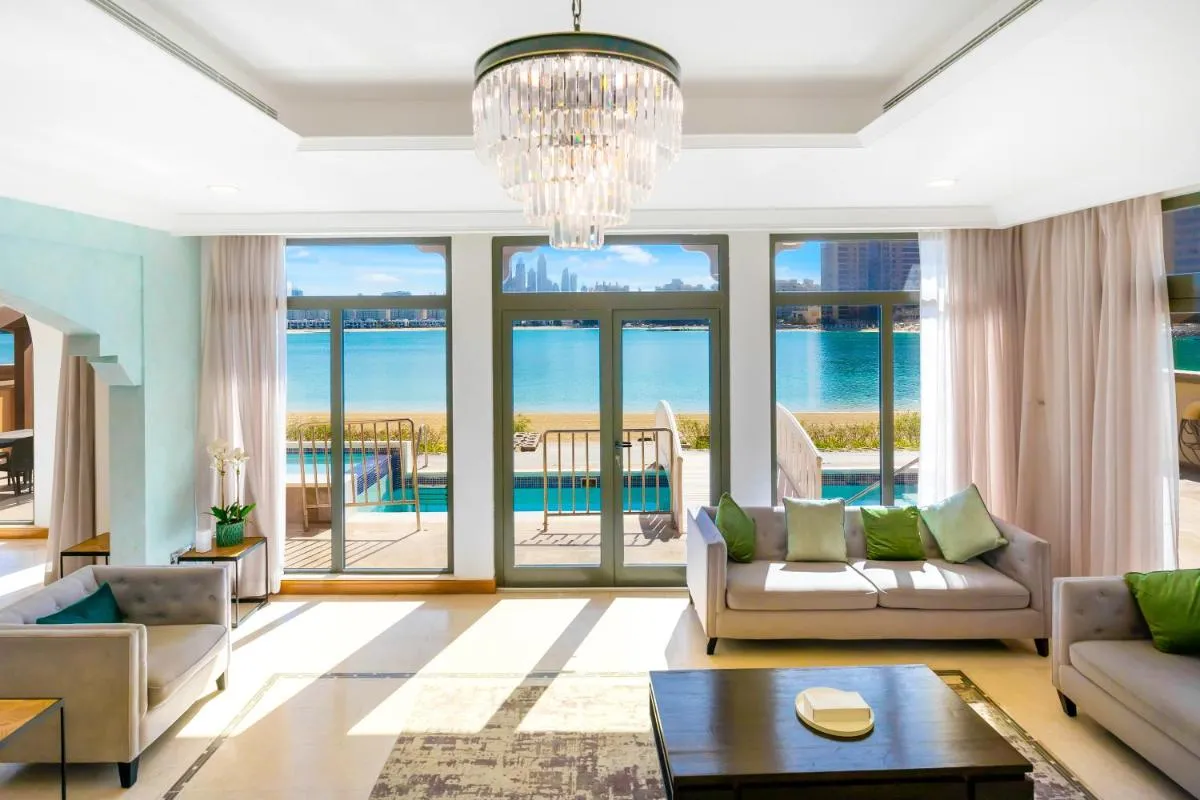 FAM Living – Palm Jumeirah – Beach Villas with Private Pool - 2