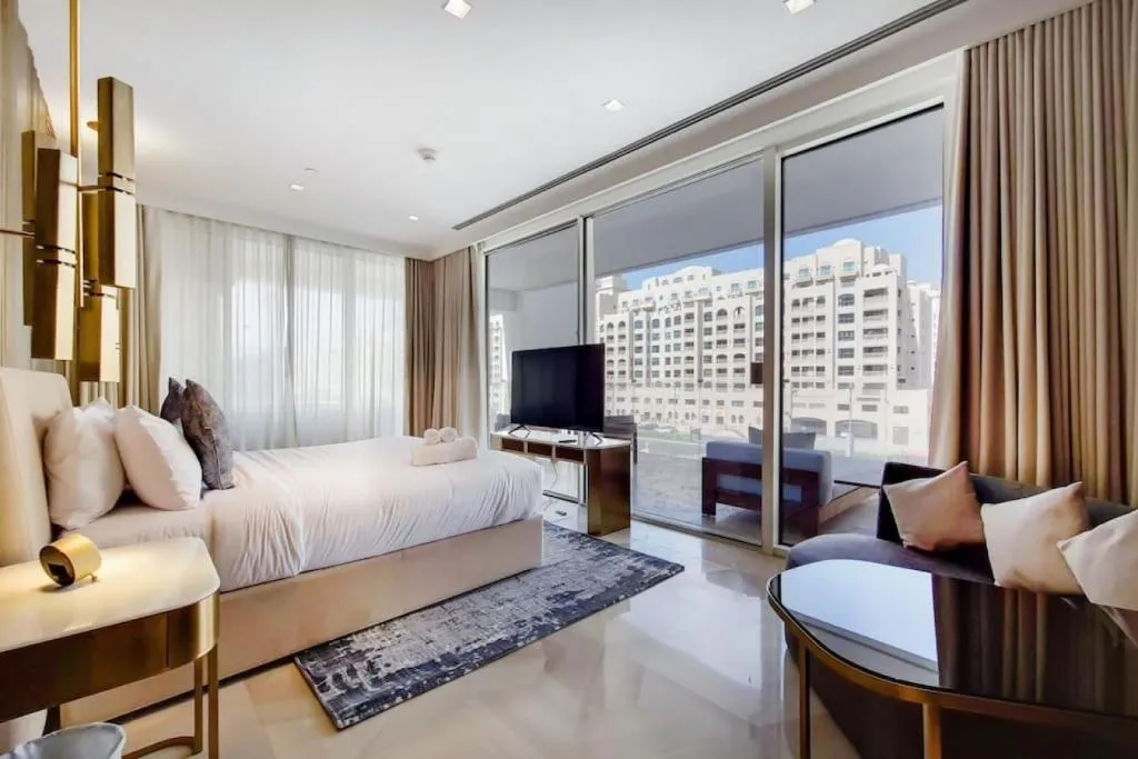 FIVE Palm North Residences – Spectacular Three Bedroom