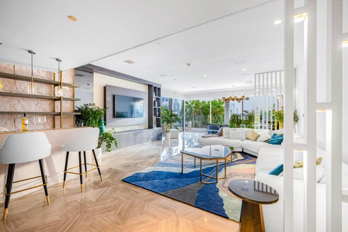 FIVE Palm Upgraded 4 Bedrooms with Private Pool - 2
