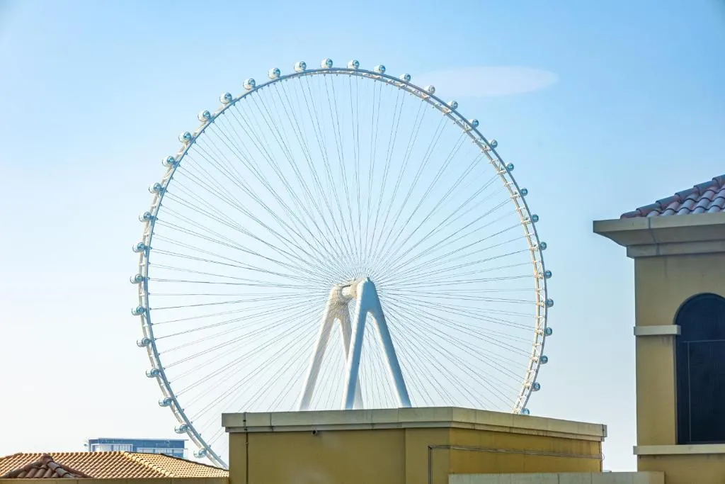 Family & Group Paradise – JBR Beach 3 min walk – Ain Dubai Views – Heart of JBR – 14 People