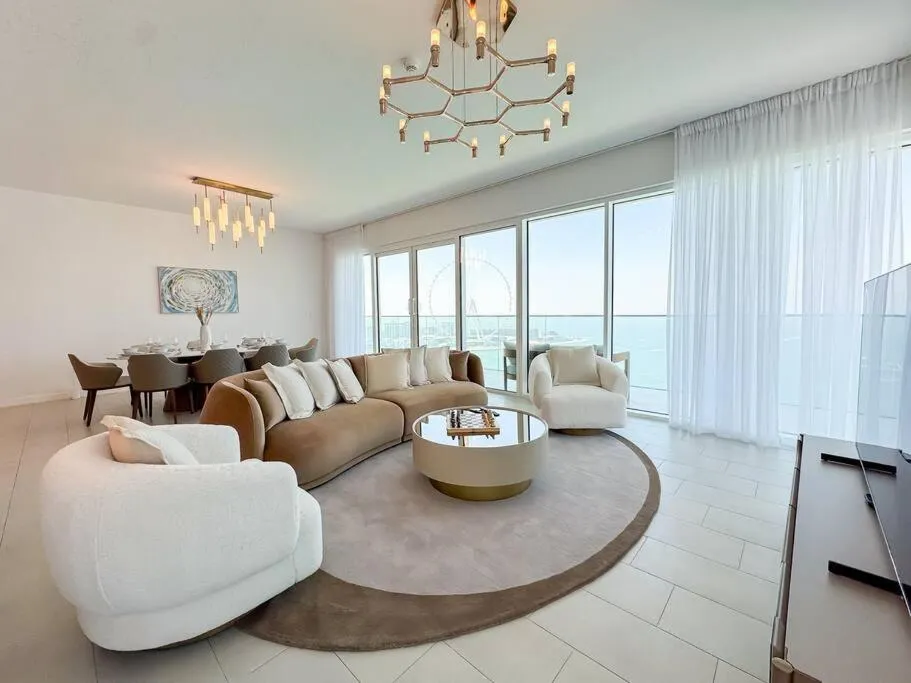 Fantastic and Rare 4BR+maid’s in JBR Walk