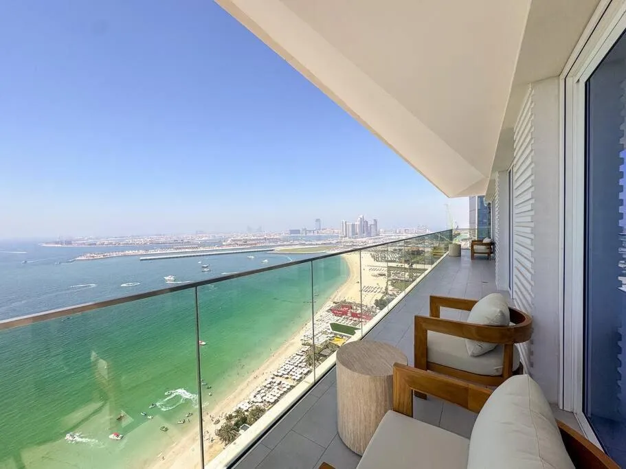 Fantastic and Rare 4BR+maid’s in JBR Walk - 3