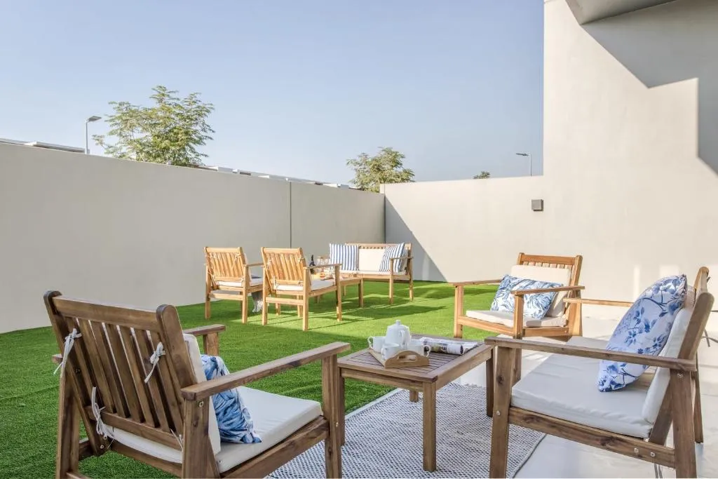 Frank Porter – Cherry Dubai Land Villa