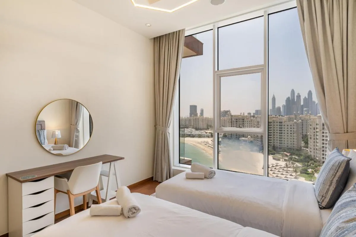 Full Sea View – 2BR w maid’s room in Tiara Residence, Palm Jumeirah – Allsopp & Allsopp - 2