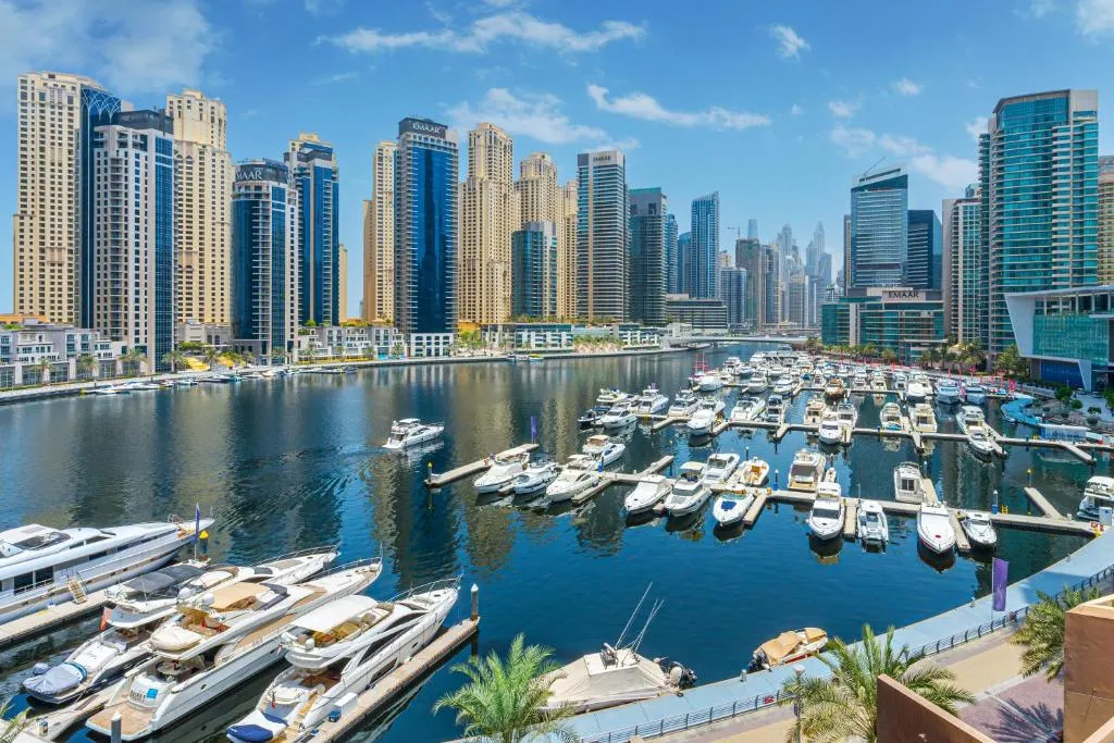 Full Sea View in Dubai Marina – Balcony & Pool
