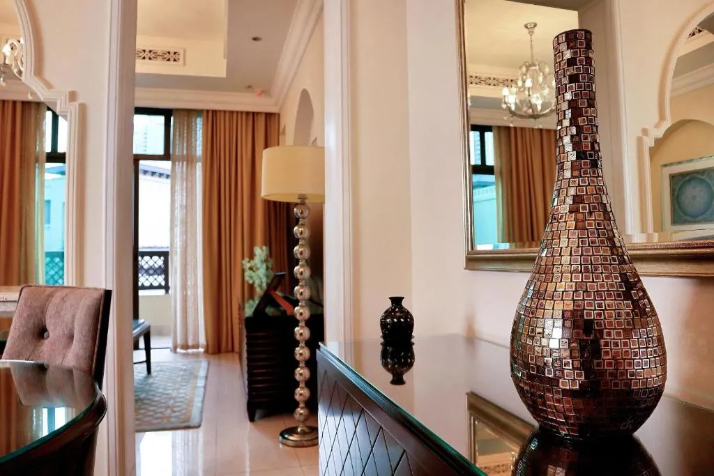 Full View Burj Khalifa and Fountains -Souk Al Bahar- Dream View holiday Home Rental