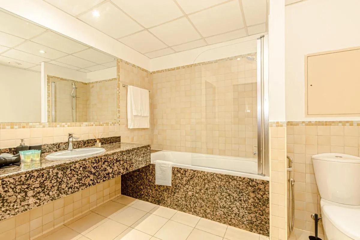 GMA Rimal5 4BR Sea View - 3
