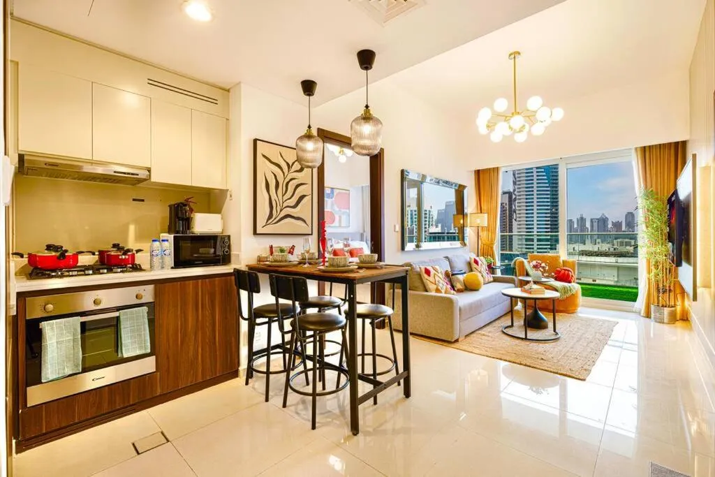 Gorgeous 2BR with full Burj Khalifa view, 5 mins from Dubai Mall - 3