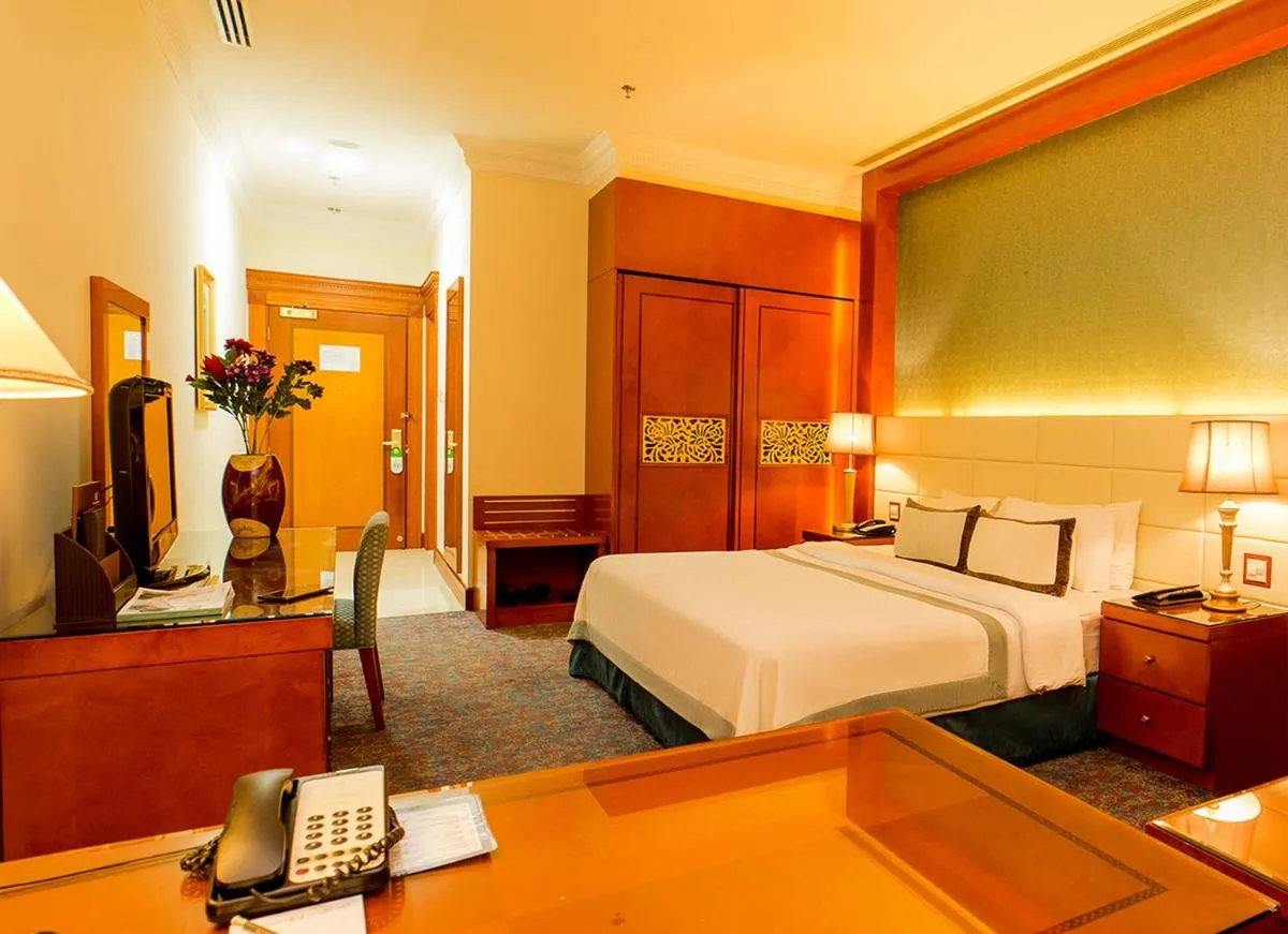Grand Excelsior Hotel Al Barsha - 2