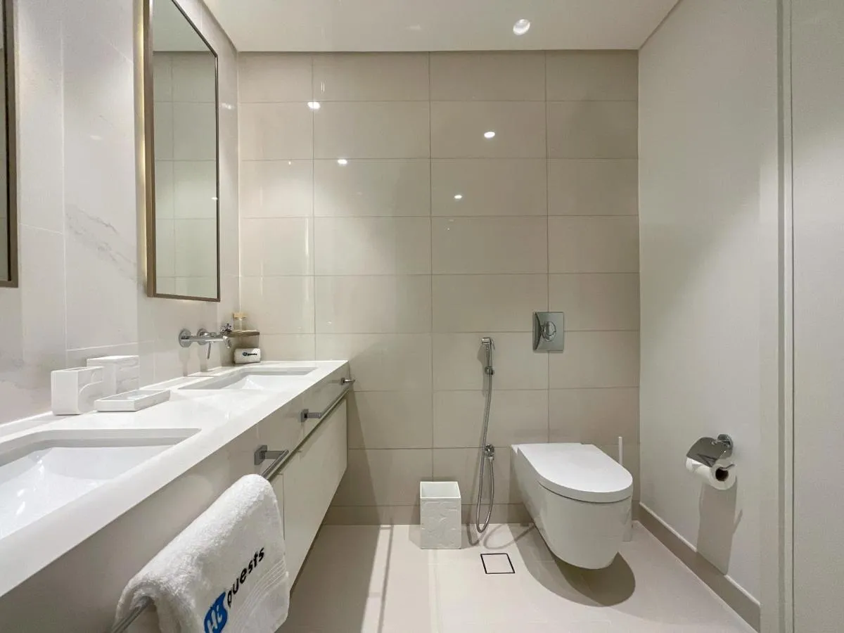 HiGuests – Superlative apt with private beach access - 3