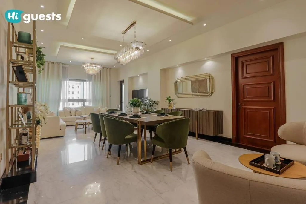 Higuests – Luxurious 2BR Haven in Iconic Palm Jumeirah