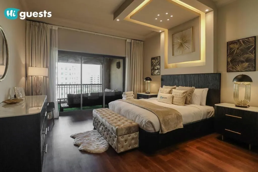 Higuests – Luxurious 2BR Haven in Iconic Palm Jumeirah - 2
