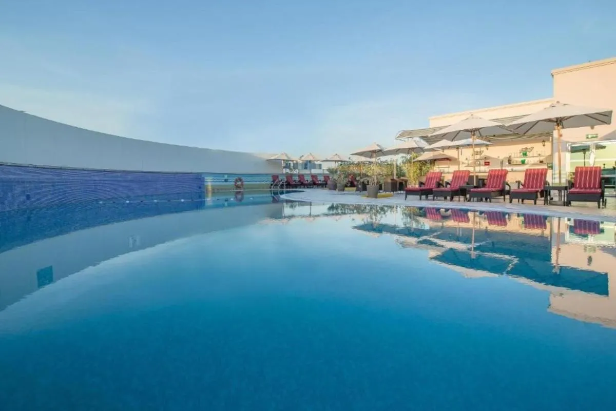 Holiday International Hotel Embassy District by CMG - 3