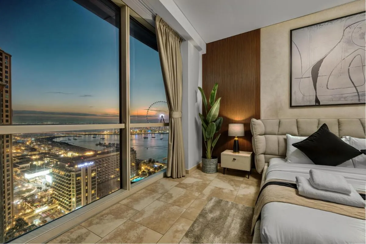 JBR Grande Living – Stunning Sea View, Pool & Gym - 3