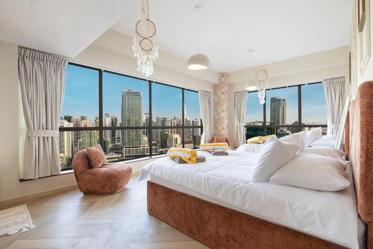 KYMA 2BDR JBR – Luxury Apartment with Full Panoramic Dubai Marina view - 2