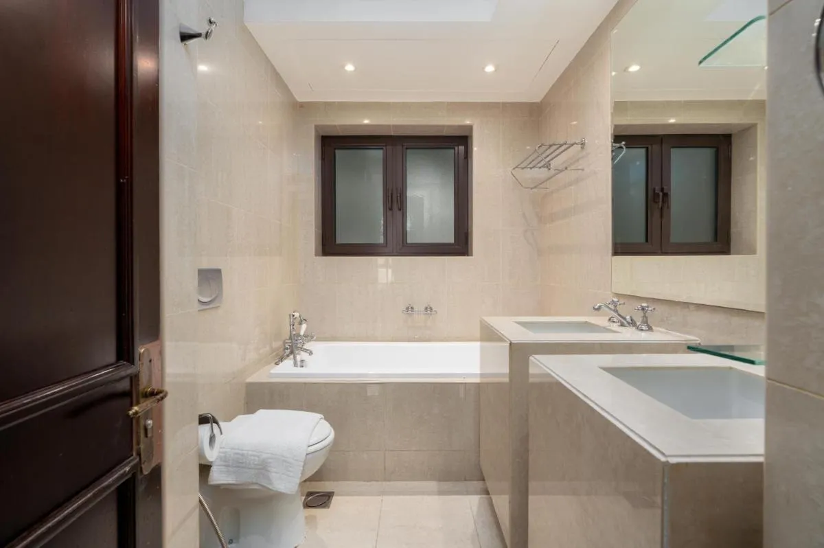 Lux BnB I Souk Al Bahar I Burj Khalifa Views - 3