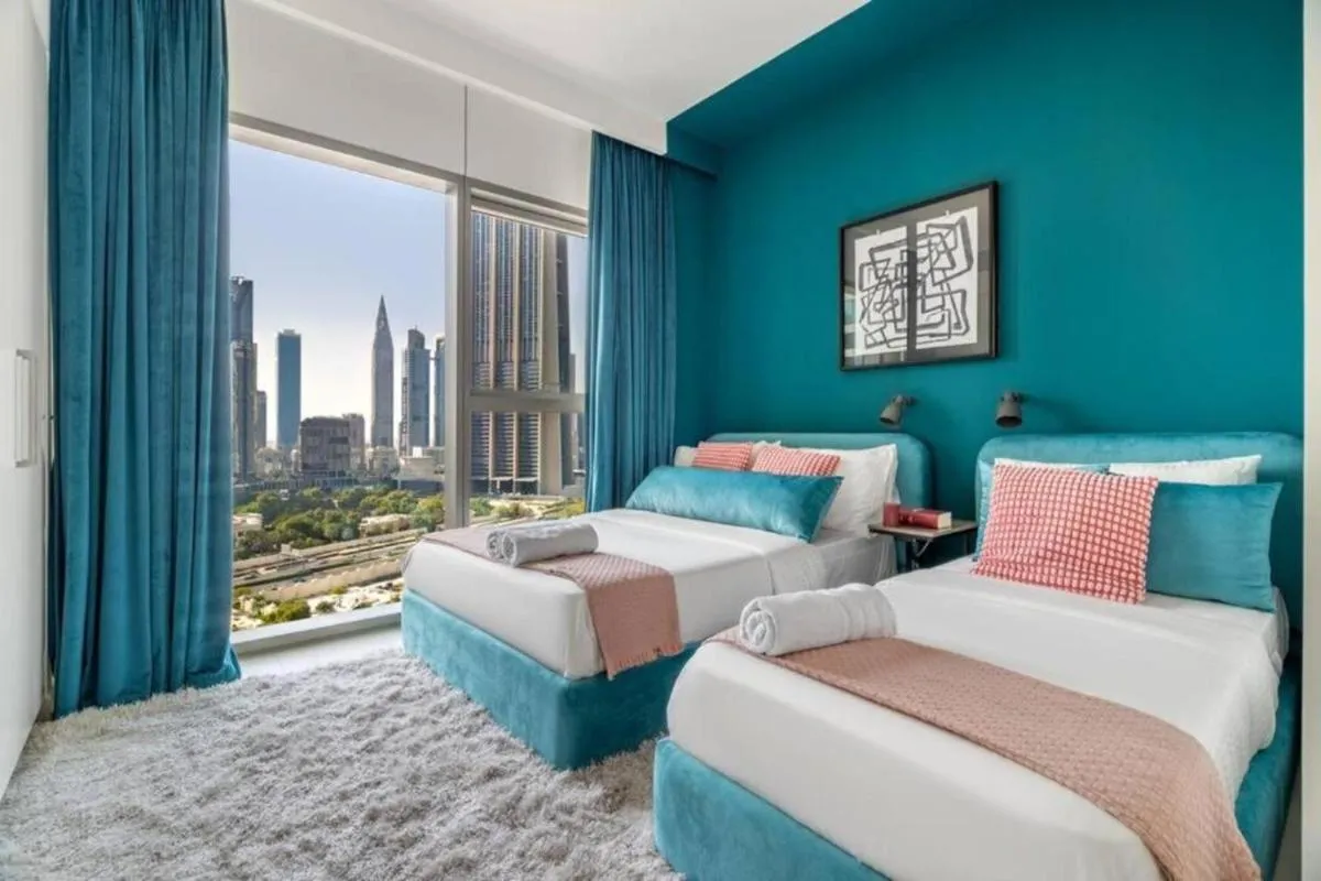 Lux Burj Khalifa View in Dubai Downtown - 2