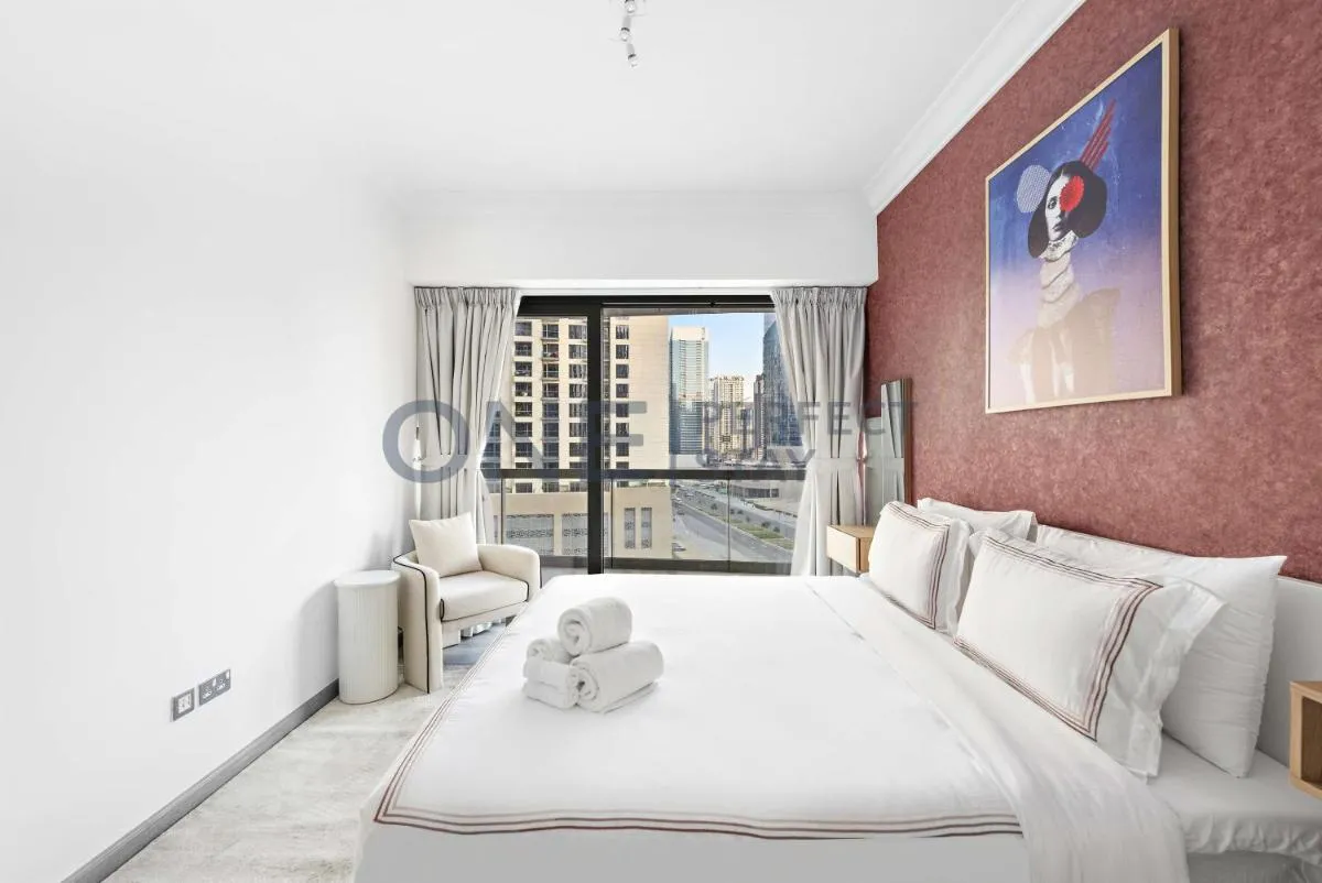 Luxurious 1-Bedroom Apartment with Spectacular Views - 2