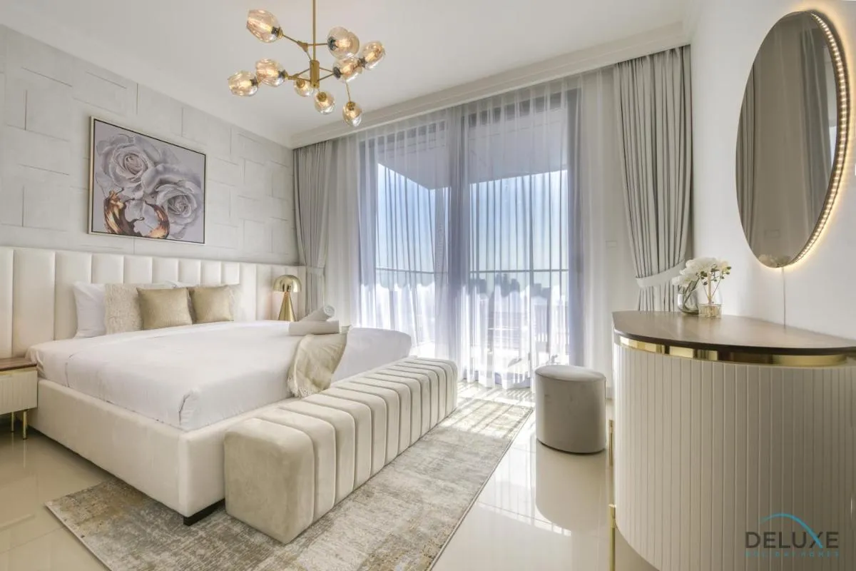 Luxurious 2BR Apartment at Boulevard Point Downtown Dubai by Deluxe Holiday Homes - 2