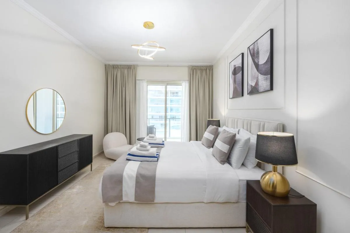 Luxurious Waterfront at Al Majara Dubai Marina - 2