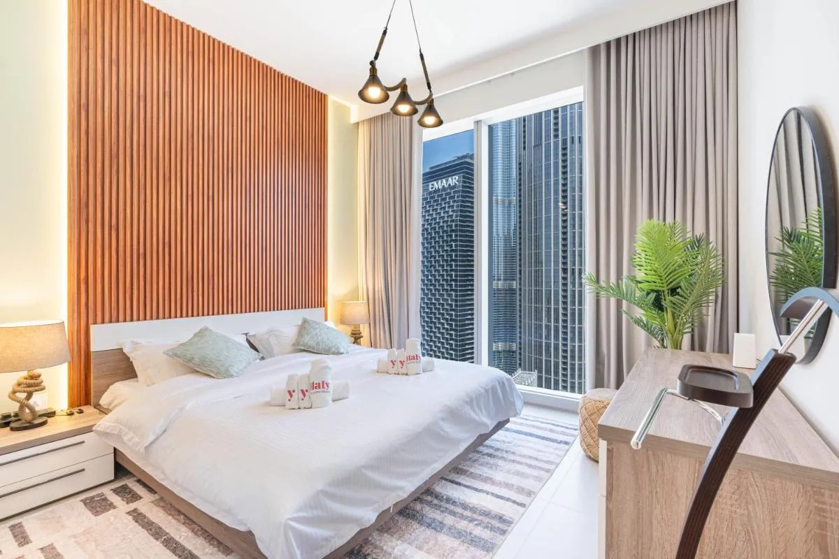 Luxury 3BHK, Burj Khalifa & Dancing fountain view - 2