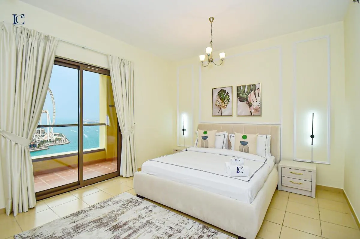 Luxury Escapes – Amazing Sea View – 4 Bedrooms Apt with Maids room in JBR - 2