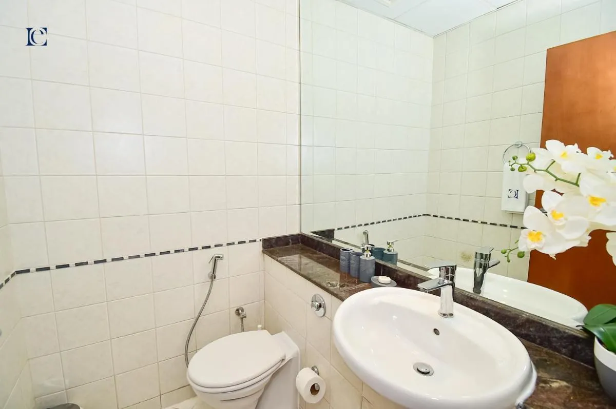 Luxury Escapes – Stylish 1BR Apartment – Close to Metro in Dubai Marina – Cascade Tower - 3