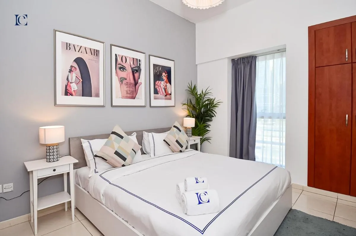 Luxury Escapes – Stylish 1BR Apartment – Close to Metro in Dubai Marina – Cascade Tower - 2