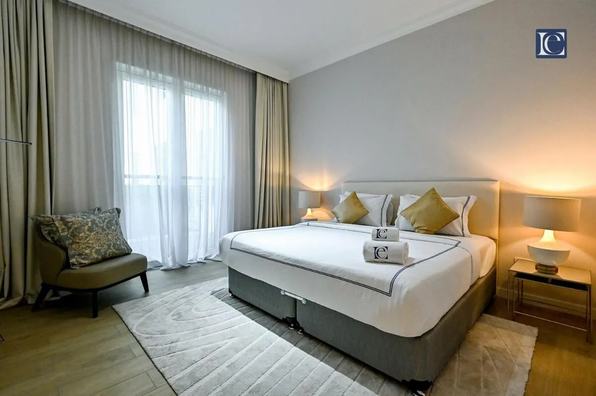 Luxury Escapes – Stylish 2-Bedroom Haven in La Cote, Port de La Mer - 2
