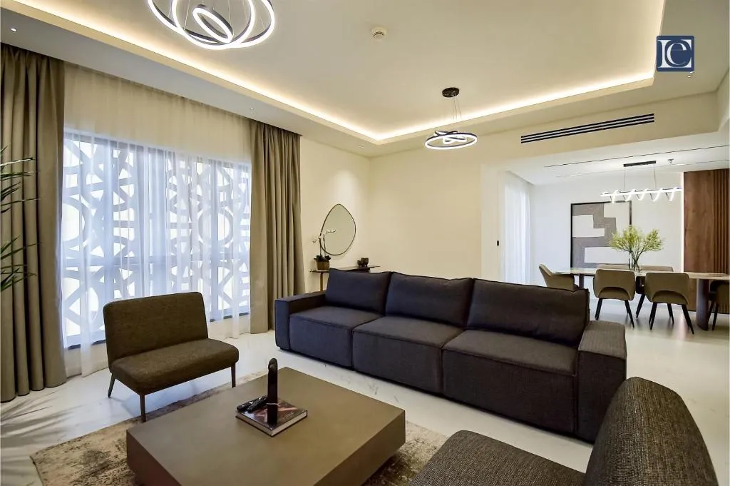 Luxury Escapes – Three-Bedroom Apartment with Lake View