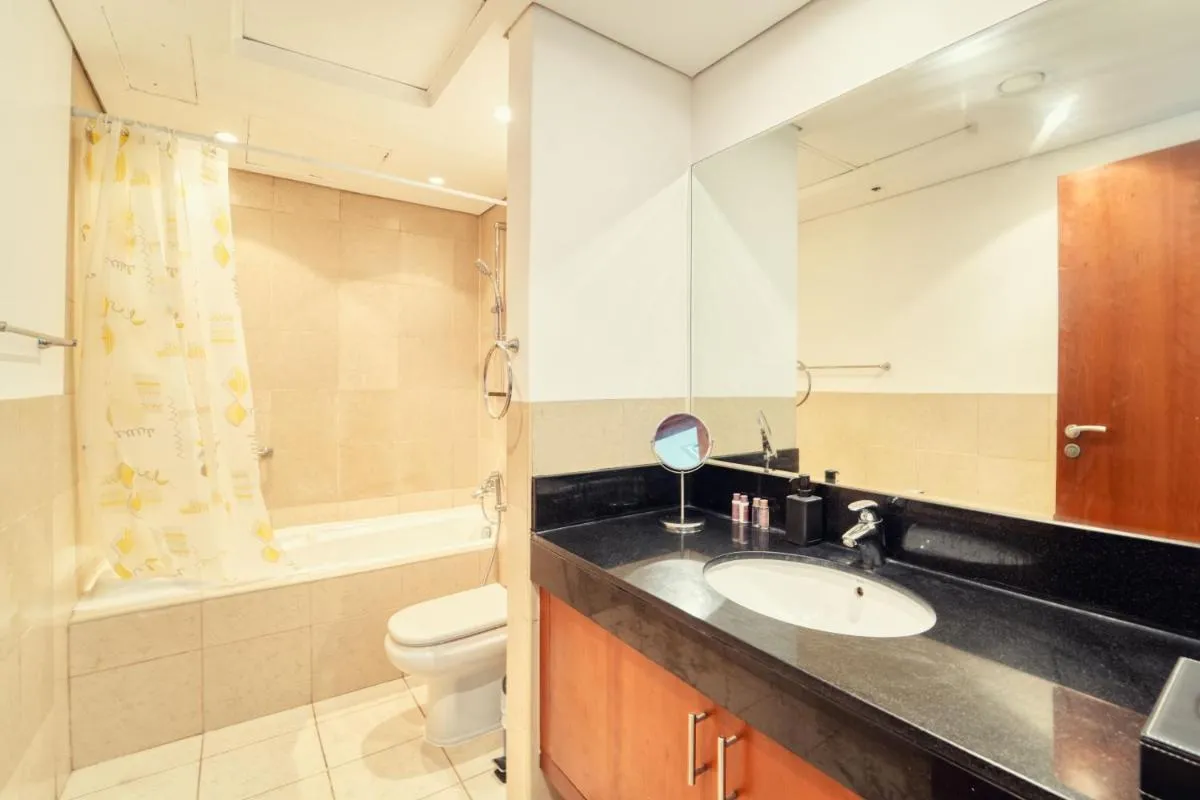 Luxury Studio – Downtown Dubai 8 Minute Walk to Burj Khalifa & Dubai Mall - 3